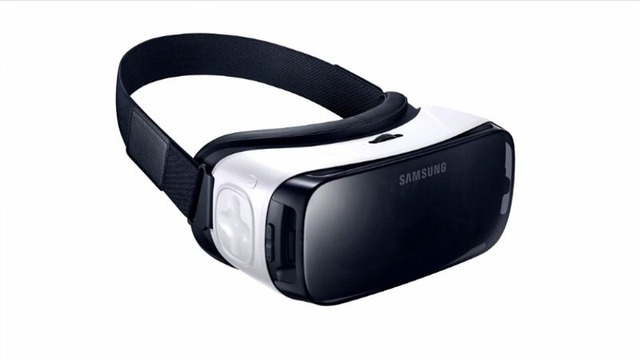 VRヘッドセット「Gear VR」の製品版発表―価格はβ版の半額99ドル